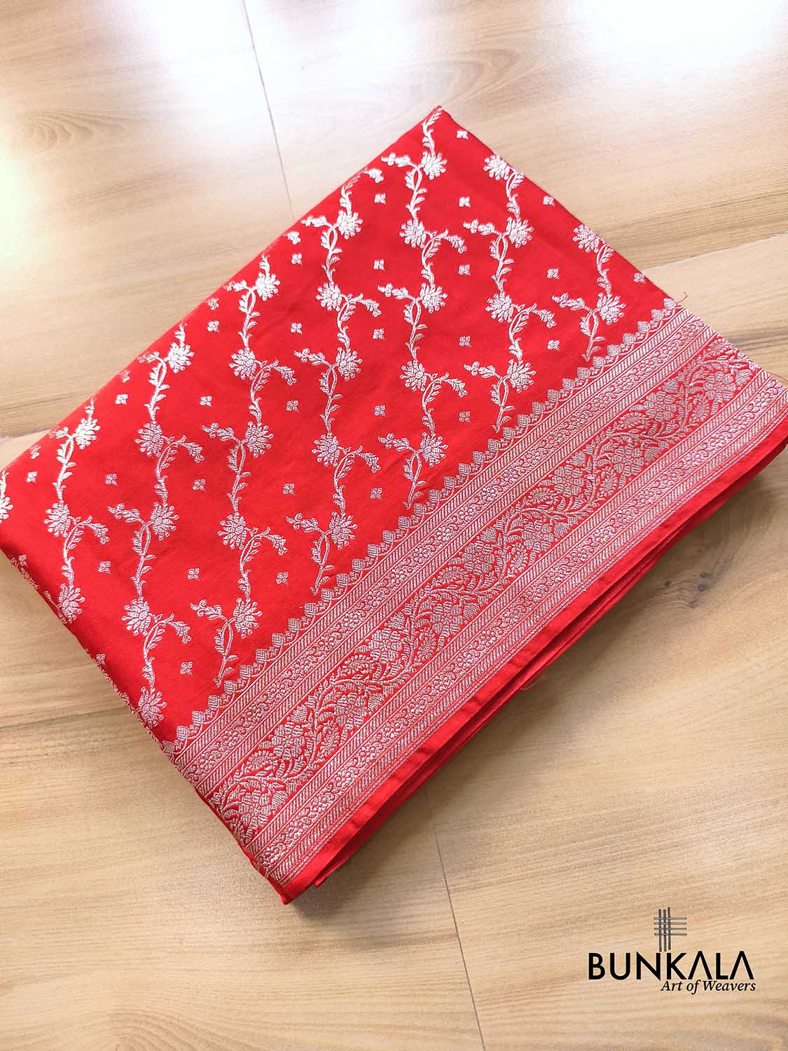 Red Floral Jaal Sona Zari Weaved Banarasi Mashru Silk Saree