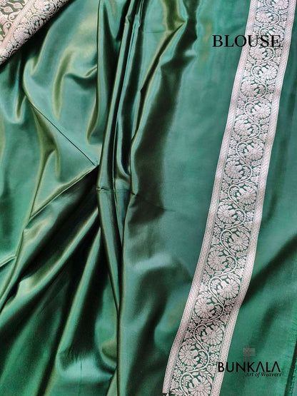 Bottle Green Sona Zari Jaal Weaved Banarasi Mashru Silk Saree