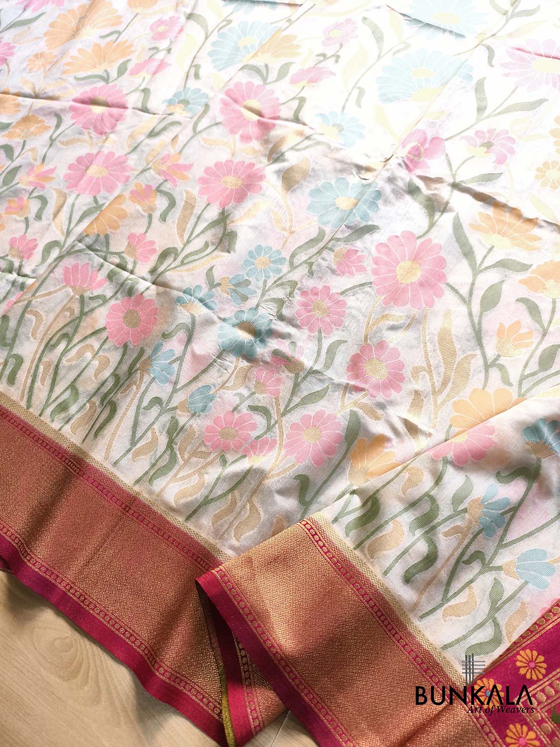 Off White Floral Multi Jaal Weaved Banarasi Resham Silk Saree