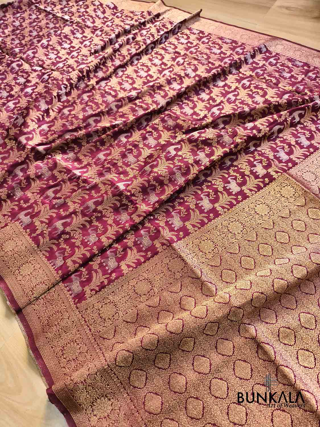 Maroon Shikargha Jaal Sona Rupa Weaved Banarasi Resham Silk Saree