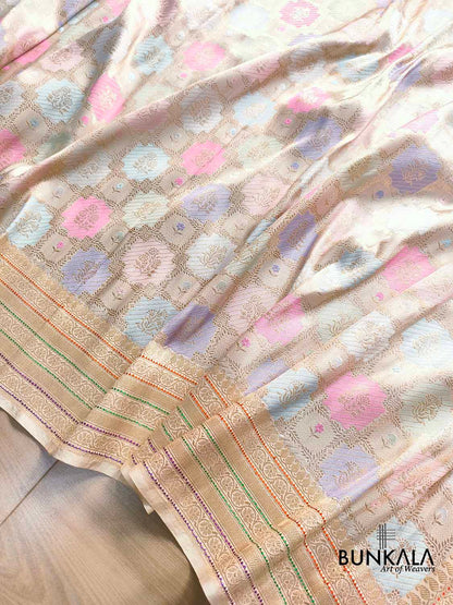 Off White Rangkat Kadwa Weaved Banarasi Pure Katan Silk Saree