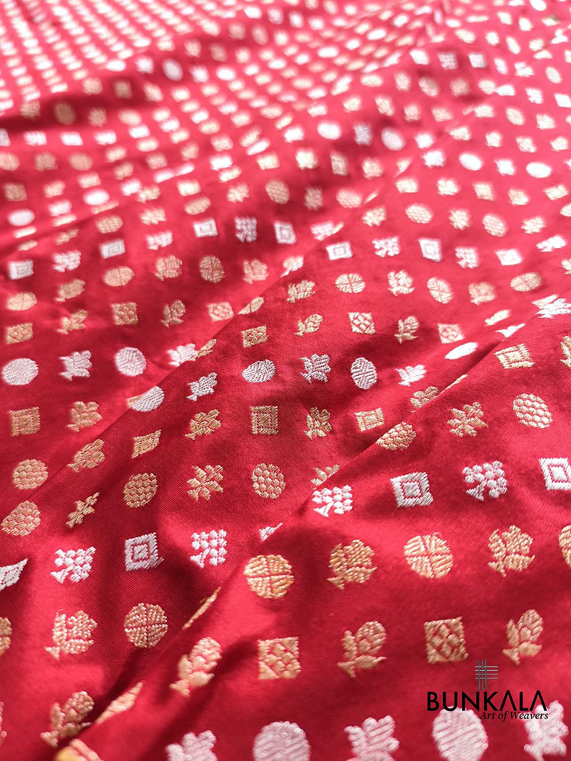 Bridal Red Heritage Design Big Koniya Buta Sona Rupa Banarasi Pure Katan Silk Saree