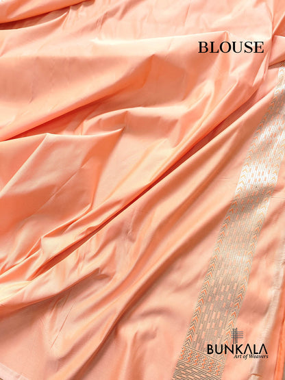 Peach Mashru Silk Jamewar Leaf Buti Design Weaved Banarasi Saree