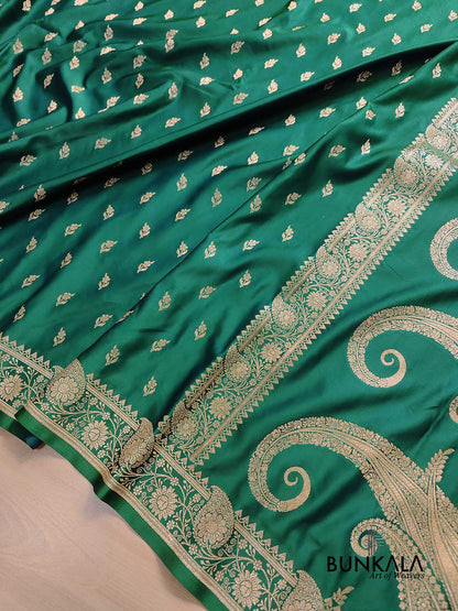 Green Buti Weaved Banarasi Mashru Silk Floral Border Saree