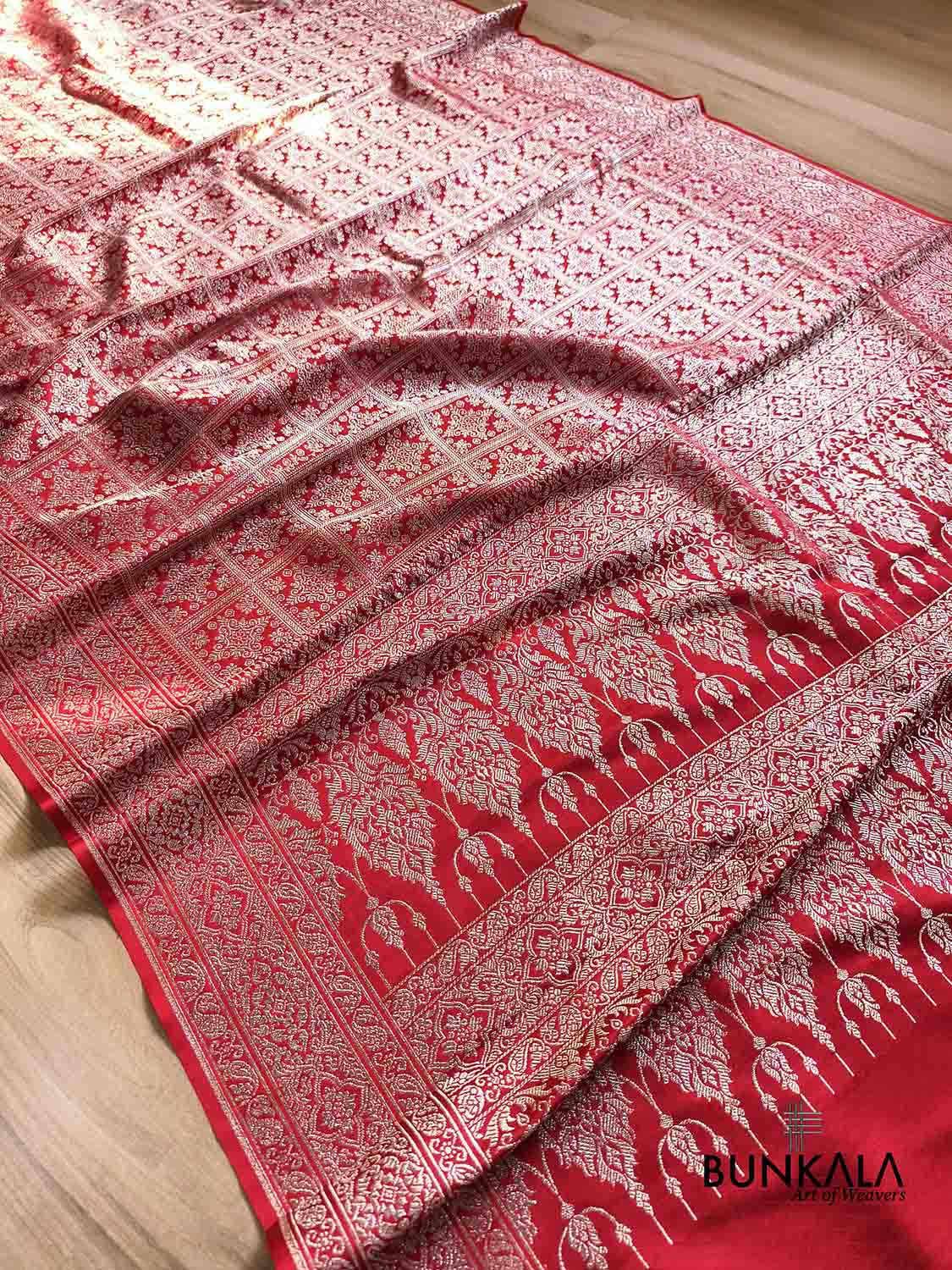Deep Red Gharchola Pattern Brocade Weaved Banarasi Mashru Silk Saree