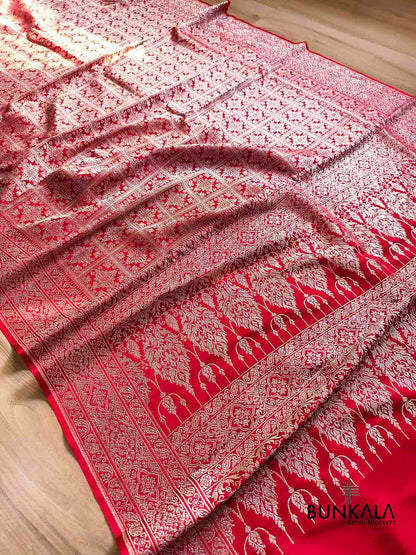 Deep Red Gharchola Pattern Brocade Weaved Banarasi Mashru Silk Saree