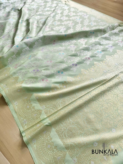 English Green Handweaved Kadwa Jaal Jangla Meenakari Banarasi Pure Katan Silk Saree