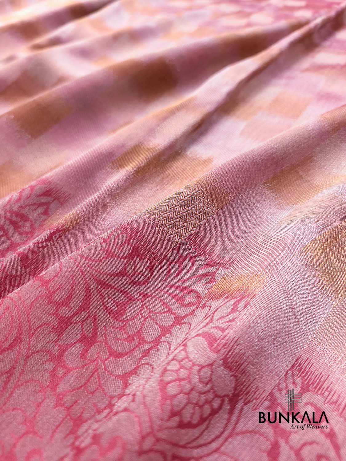 Peach Pink Half and Half Checks Banarasi Resham Silk Saree