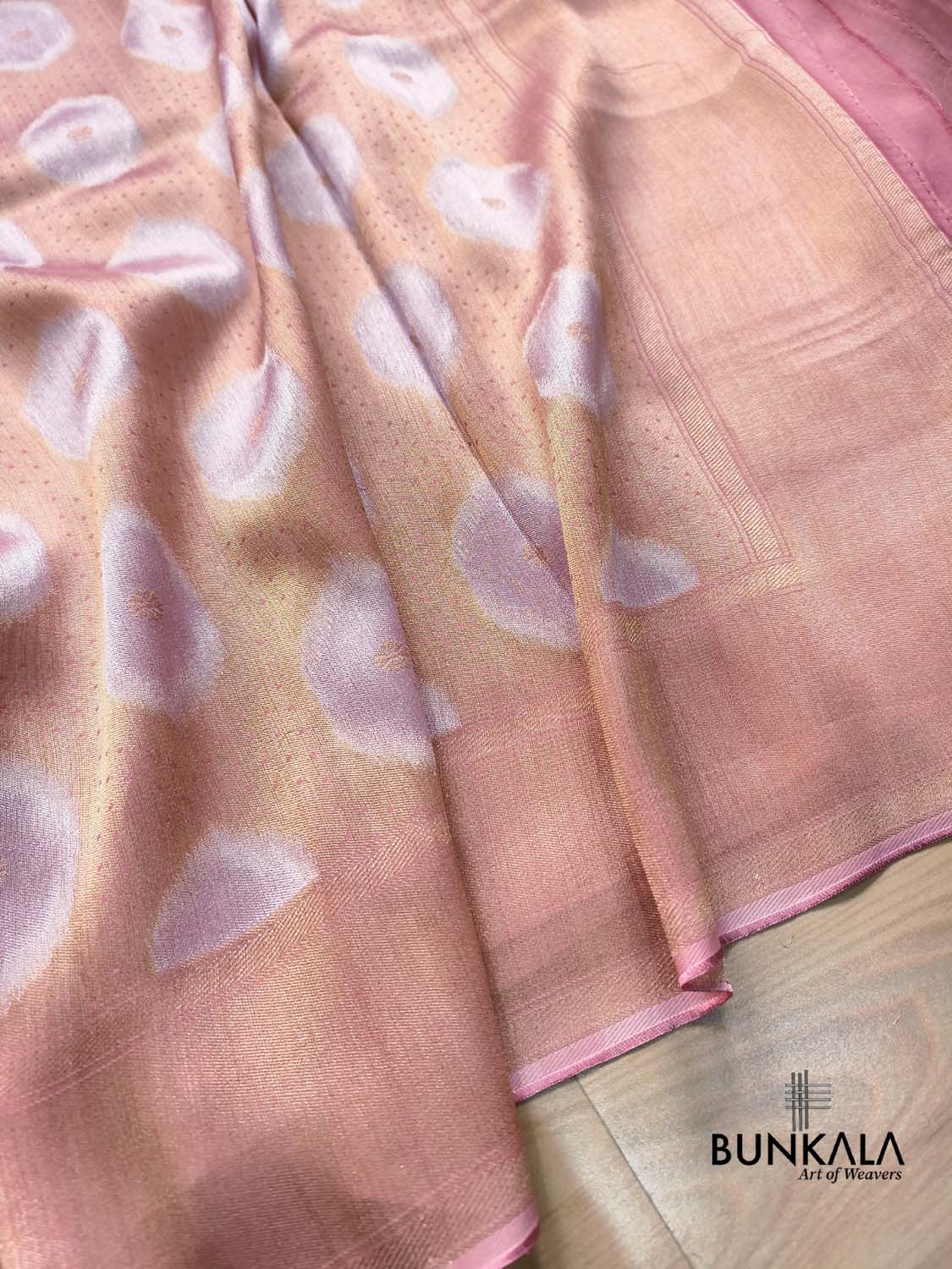 Gajri Pink Geometrical Design Sona Rupa Banarasi Tanchui Resham Silk Saree