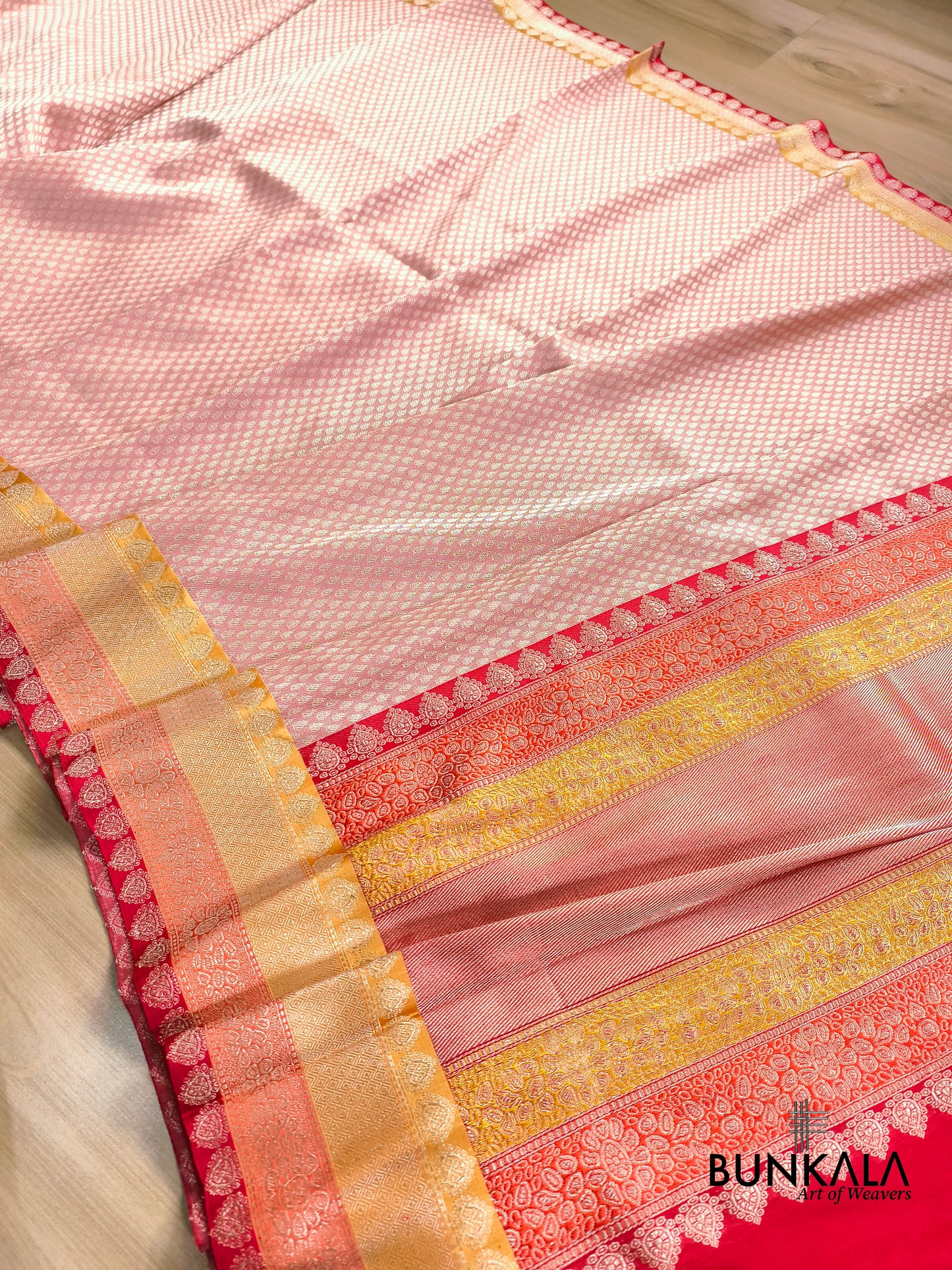 Pastel Pink Brocade Tanchui Kadwa Handweaved Banarasi Pure Katan Silk Saree Contrast Border 