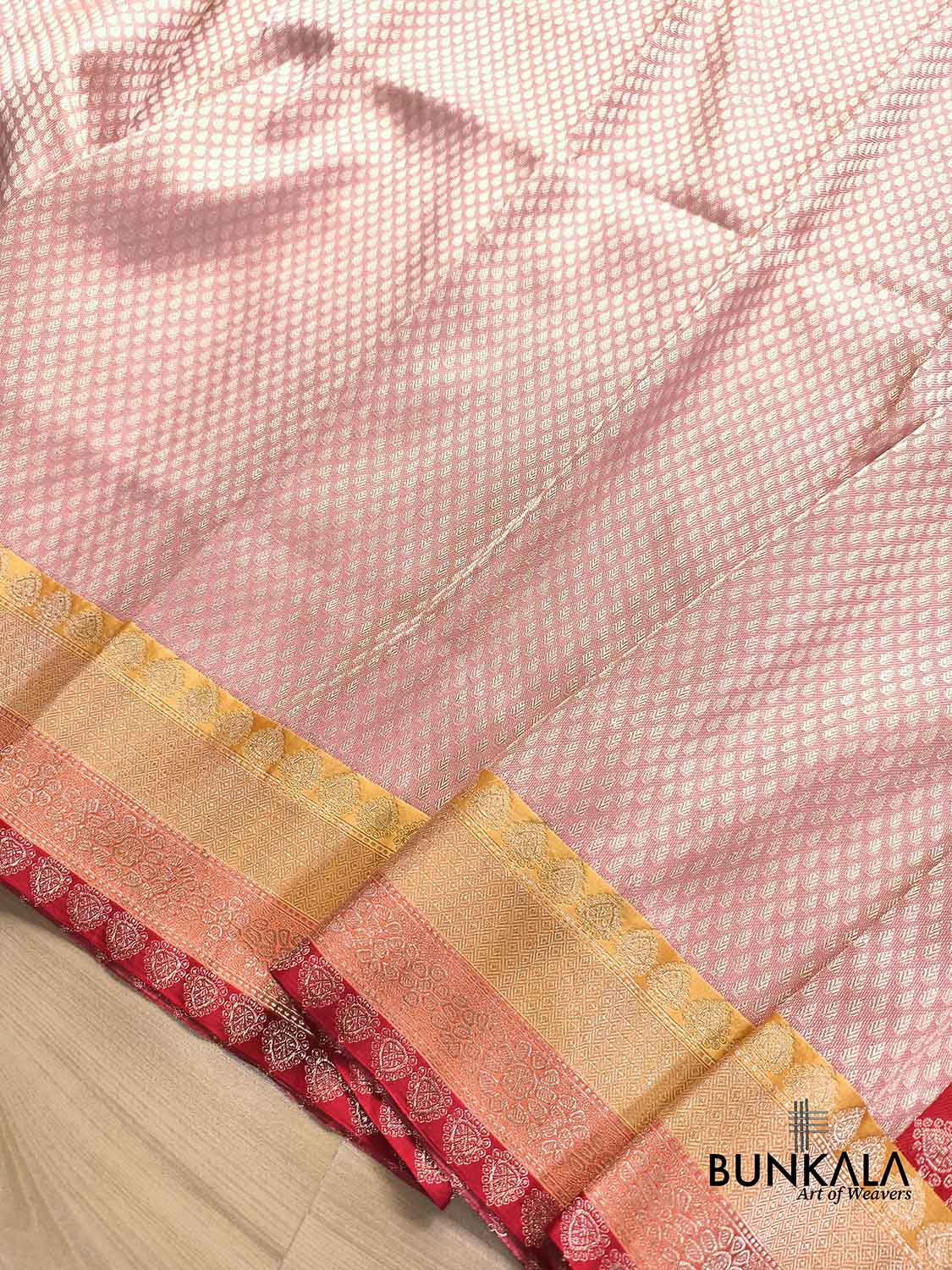 Pastel Pink Brocade Tanchui Kadwa Handweaved Banarasi Pure Katan Silk Saree Contrast Border 
