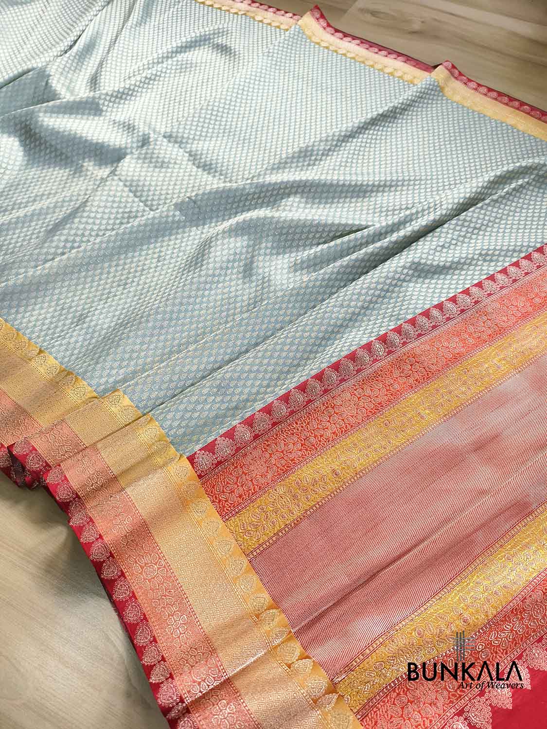 Pastel Blue Brocade Tanchui Kadwa Handweaved Banarasi Pure Katan Silk Saree Contrast Border