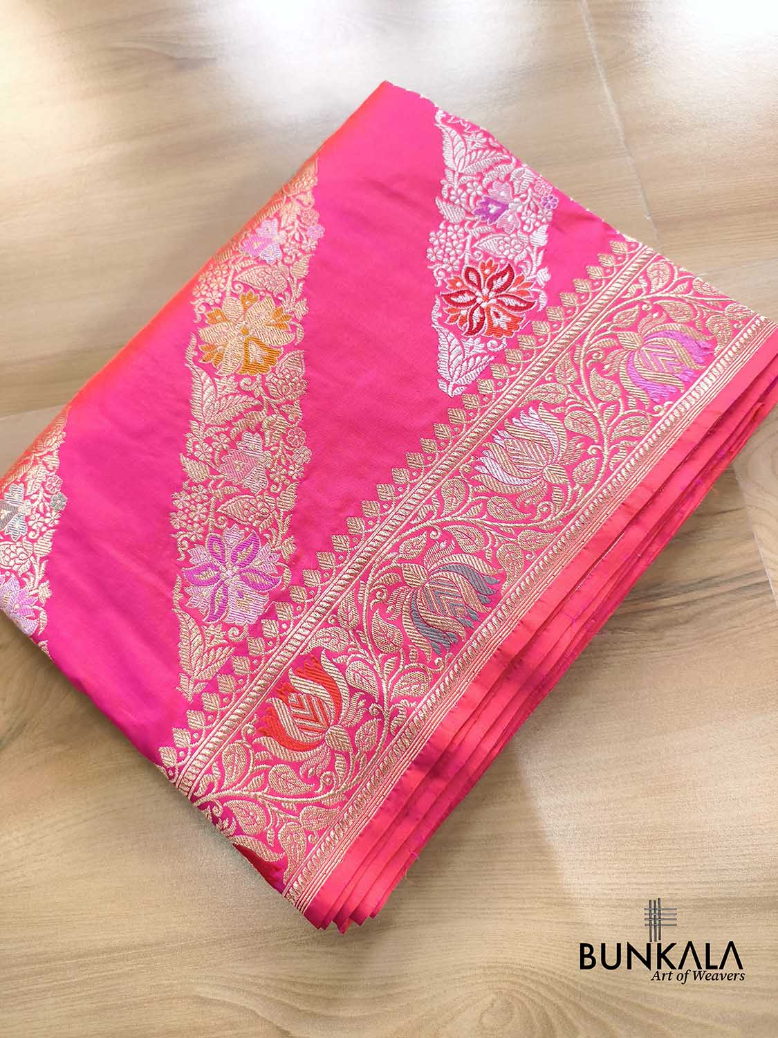 Dual Pink Shade Jangla Meenakari Stripe Kadwa Handweaved Banarasi Pure Katan Silk Saree
