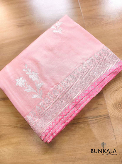 Pastel Peach Ektara Kadwa Handweaved Silver Zari Buta Banarasi Pure Katan Silk Saree
