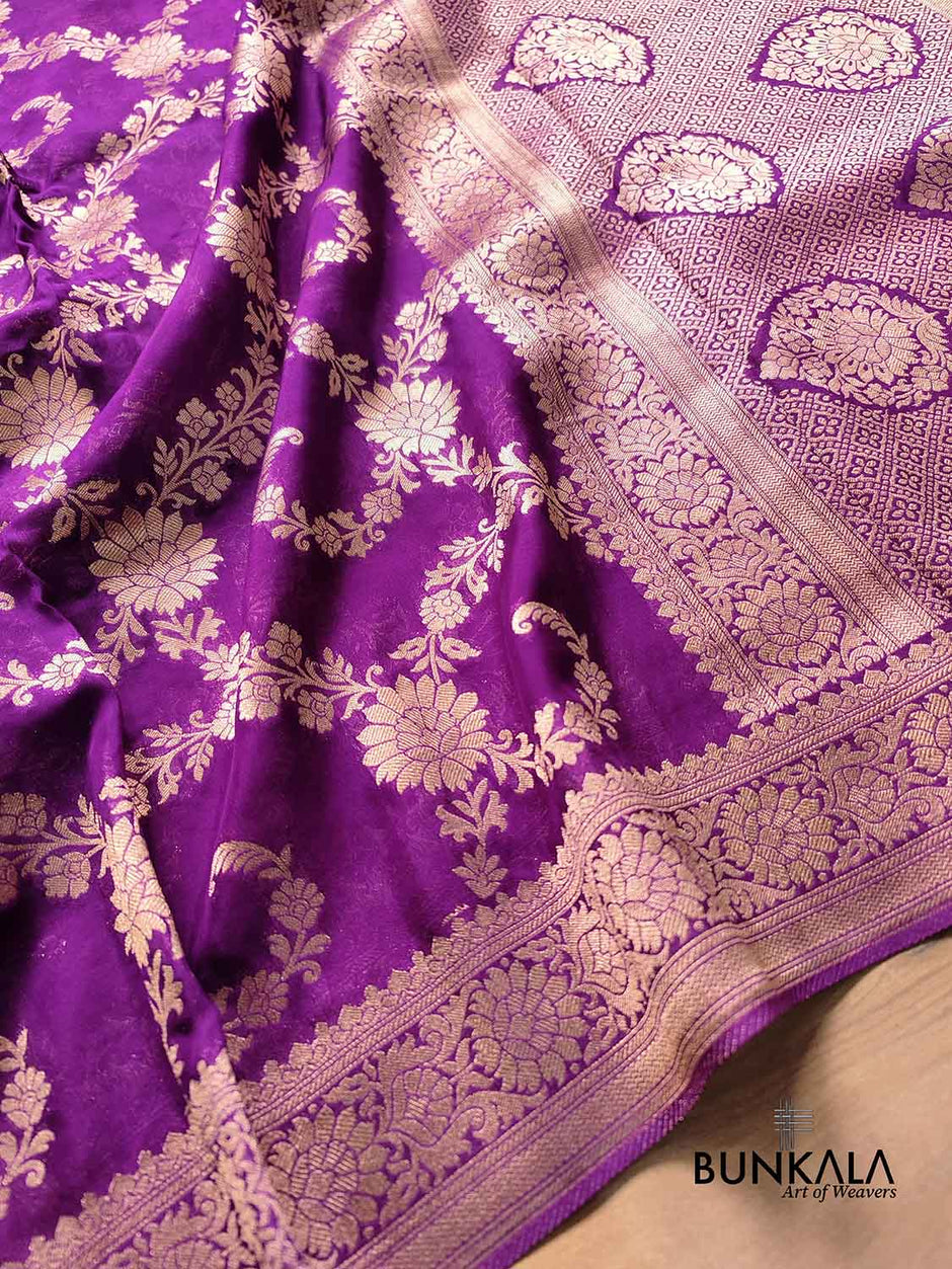 Self Geometrical Jacquard Saree with Floral Digital Printing and Banarasi Woven Border