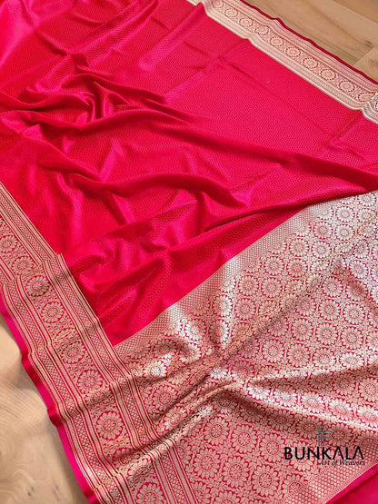 Reddish Pink Two Tone Jamewar Weaved Soft Mashru Silk Geometrical Banarasi Saree