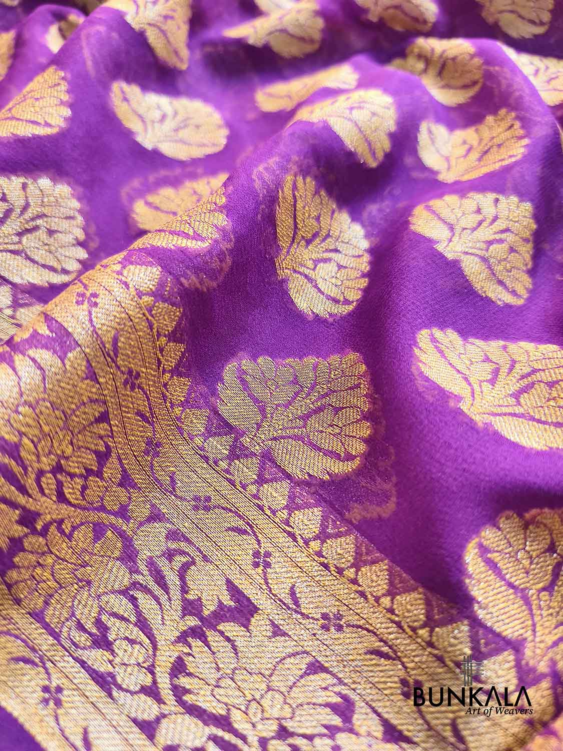 Purple Big Buta Sona Zari Handloom Banarasi Georgette Saree