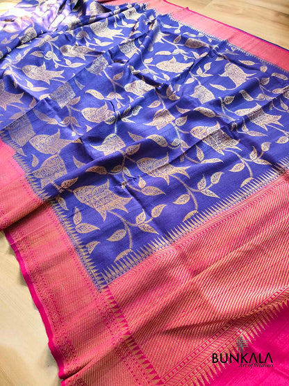 Blue Contrast Border Leaf Pattern Handloom Banarasi Pure Tussar Silk Saree