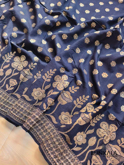 Black Big Floral Border Banarasi Handloom Pure Moonga Silk Saree