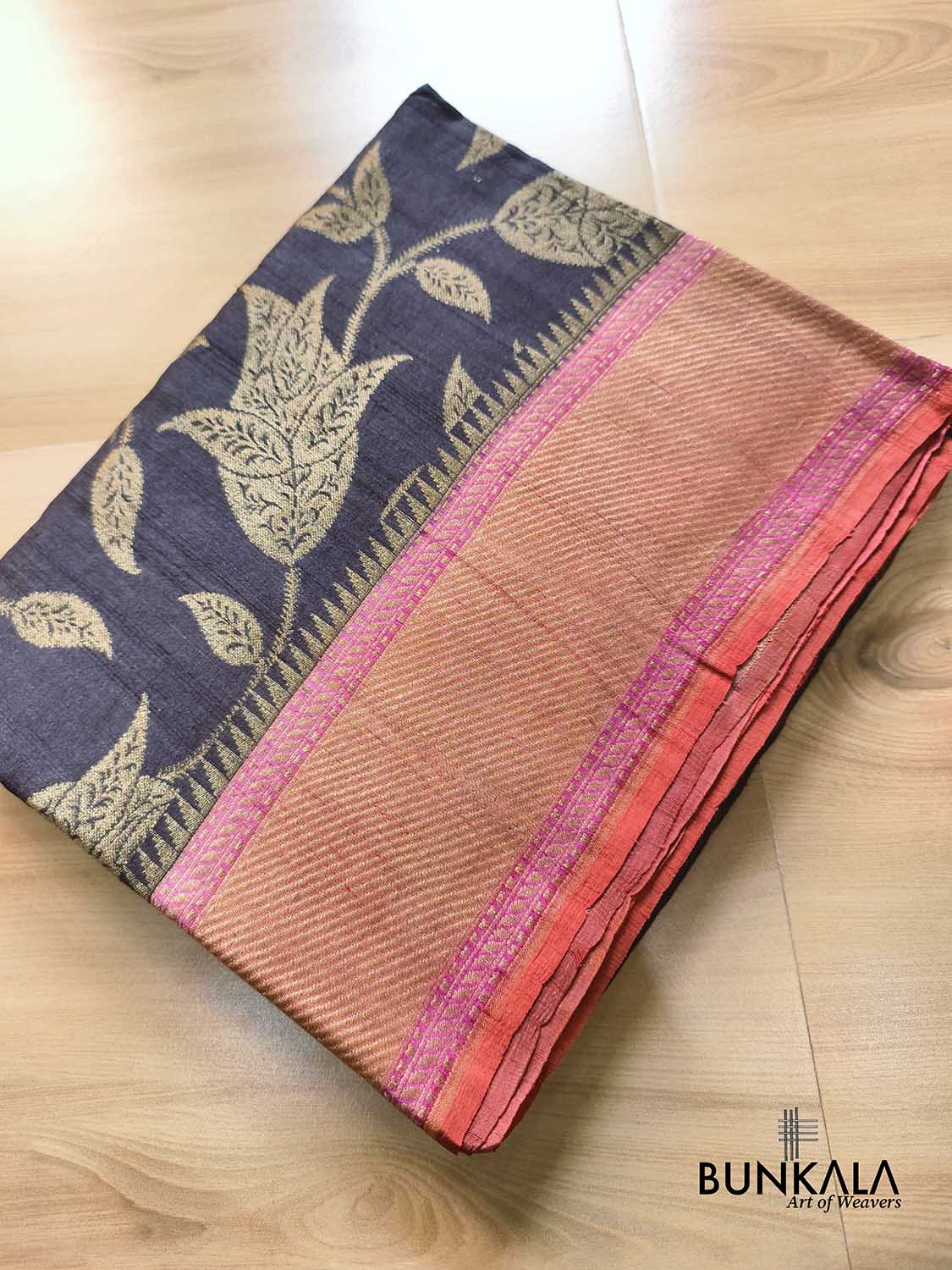 Ash Black Contrast Border Leaf Pattern Handloom Banarasi Pure Tussar Silk Saree