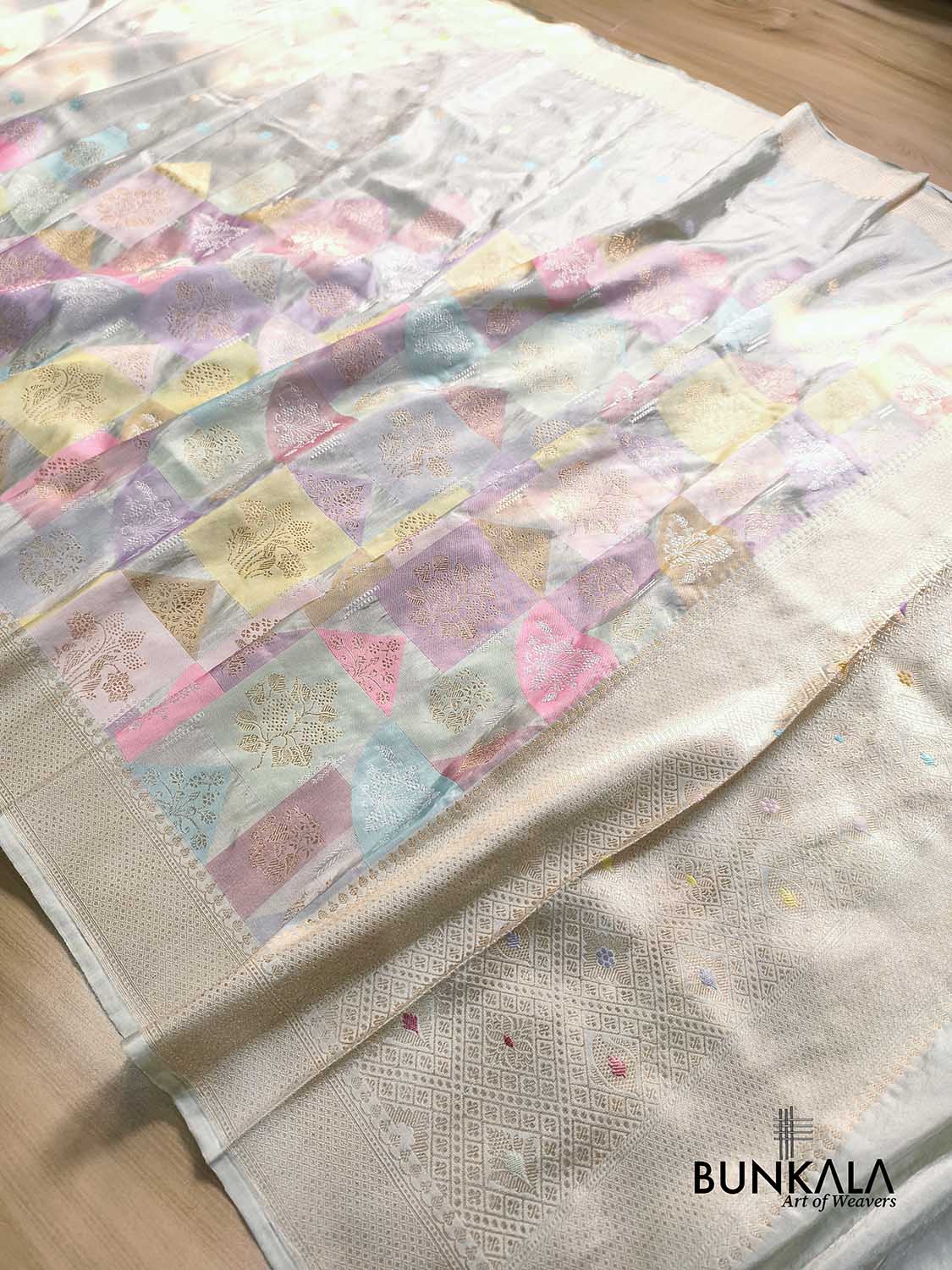 Pastel Ice Blue Multi Rangkat Kadwa Handweaved Banarasi Pure Tissue Silk Saree