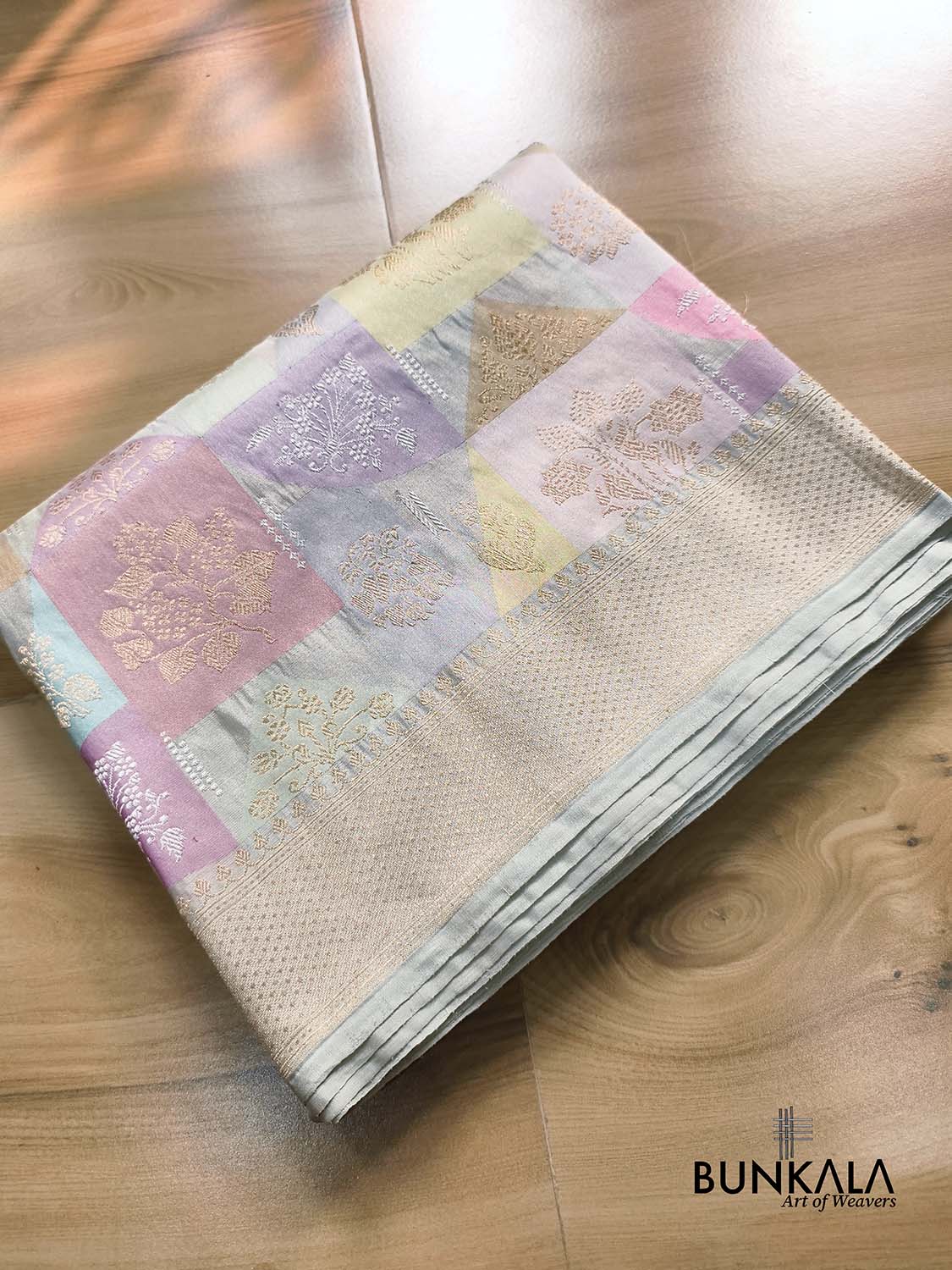 Pastel Ice Blue Multi Rangkat Kadwa Handweaved Banarasi Pure Tissue Silk Saree