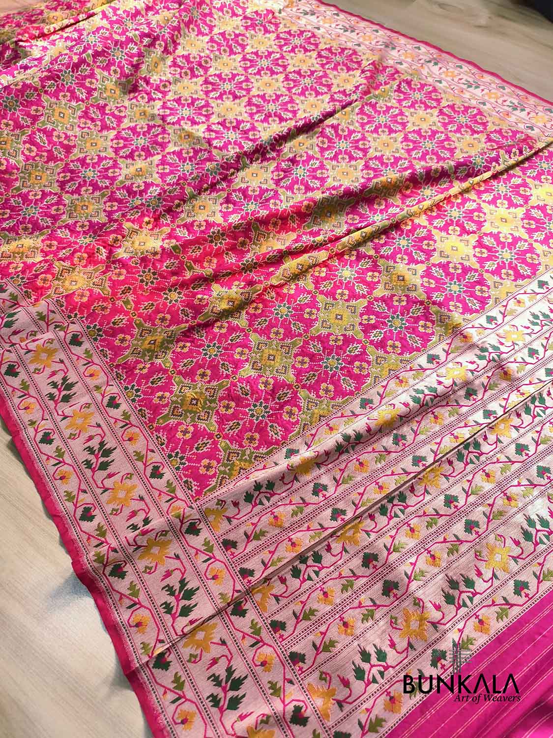 Fushia Pink Patola Banarasi Meenakari Ashavali Border Handwoven Tilfi Pure Katan Silk Saree