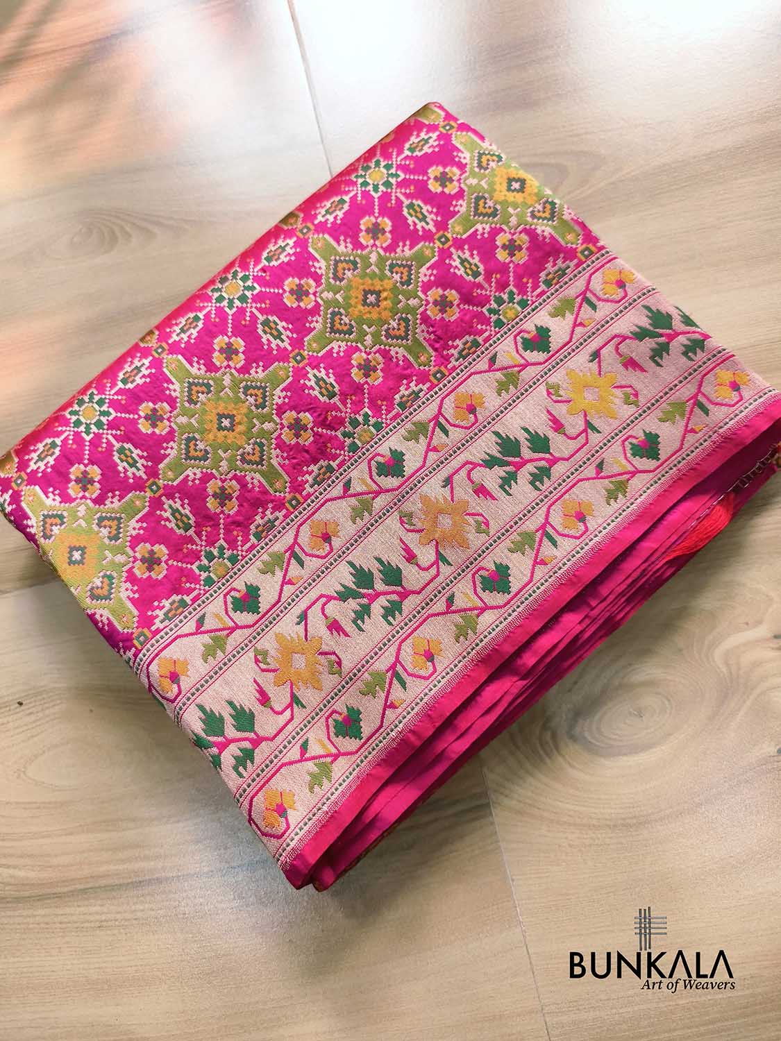 Fushia Pink Patola Banarasi Meenakari Ashavali Border Handwoven Tilfi Pure Katan Silk Saree