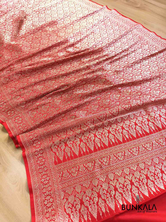 Bridal Red Traditional Floral Jaal Allover Sona Zari Brocade Weaved Banarasi Mashru Silk Saree