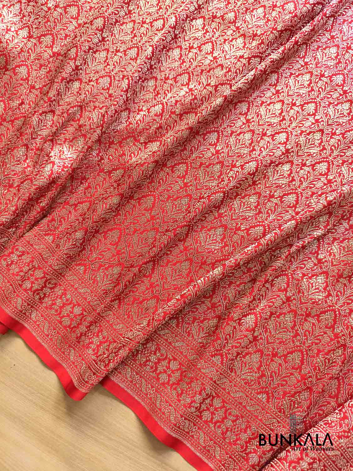 Bridal Red Traditional Floral Jaal Allover Sona Zari Brocade Weaved Banarasi Mashru Silk Saree