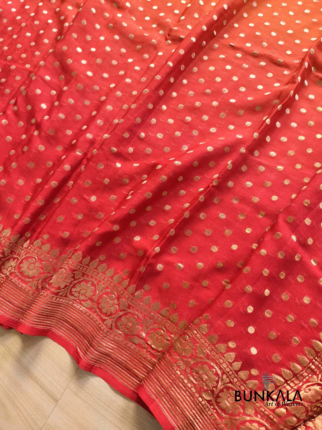Ombre Red & Orange Polka Dot Floral Border Handloom Banarasi Pure Georgette Silk Saree