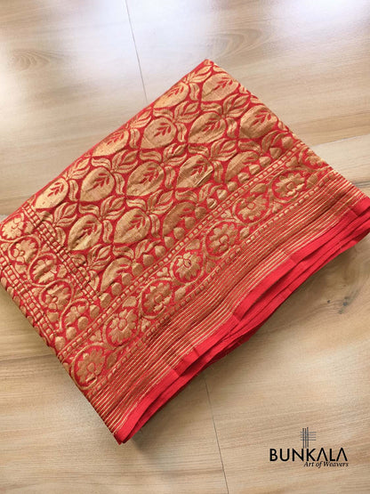 Ombre Red & Orange Polka Dot Floral Border Handloom Banarasi Pure Georgette Silk Saree