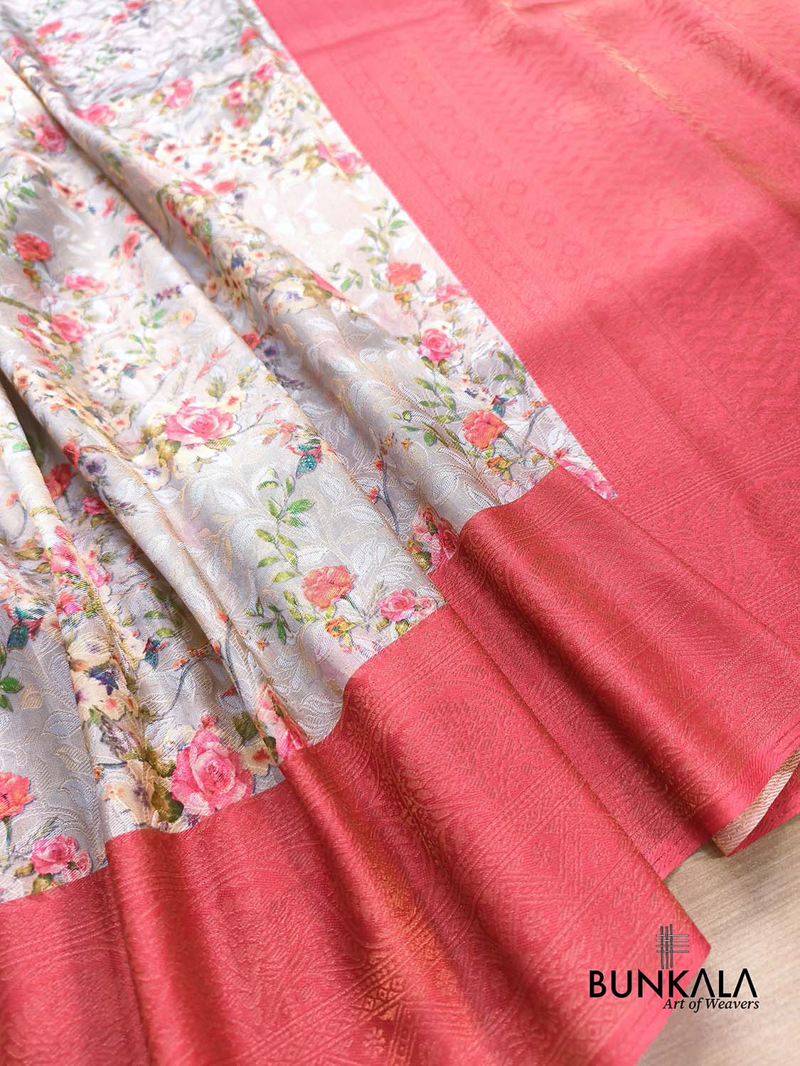 Red Digital Floral Printed Tanchui Banarasi Silk Saree