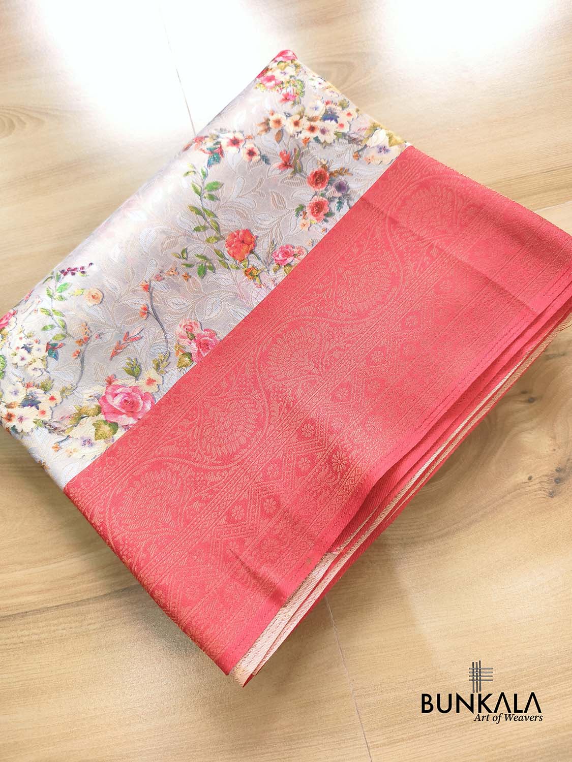 Red Digital Floral Printed Tanchui Banarasi Silk Saree