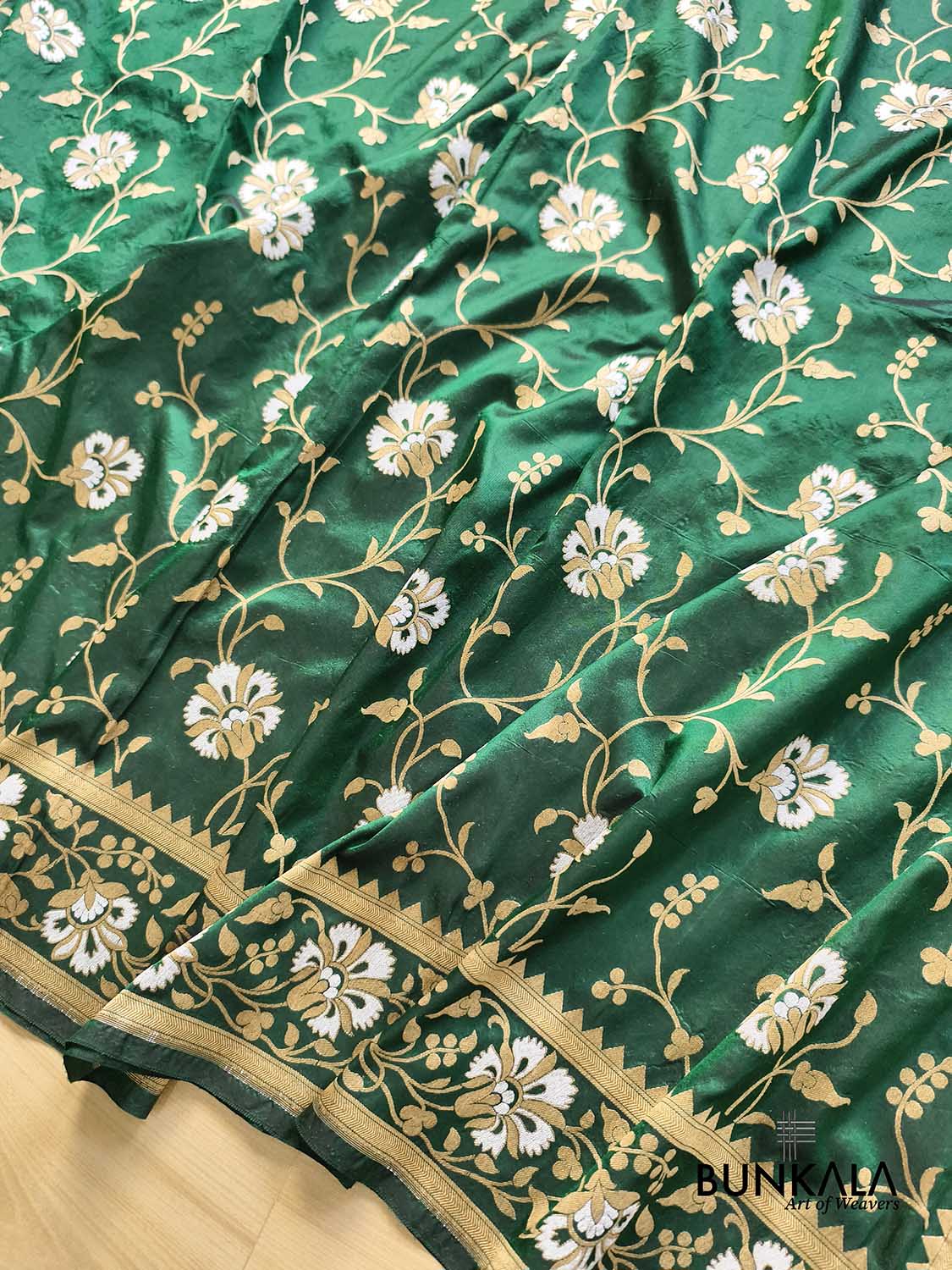 Bottle Green Sona Rupa Floral Motif Jaal Handloom Banarasi Pure Katan Silk Saree