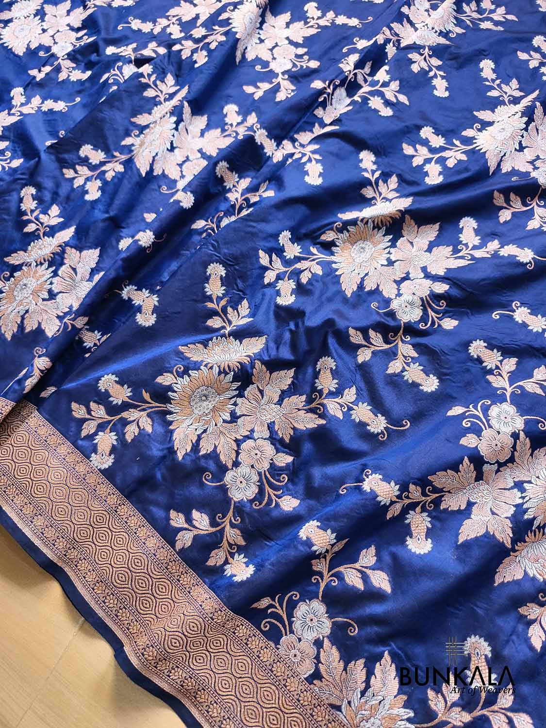 Royal Blue Sona Rupa Big Floral Bunch Motif Jaal Handloom Banarasi Pure Katan Silk Saree