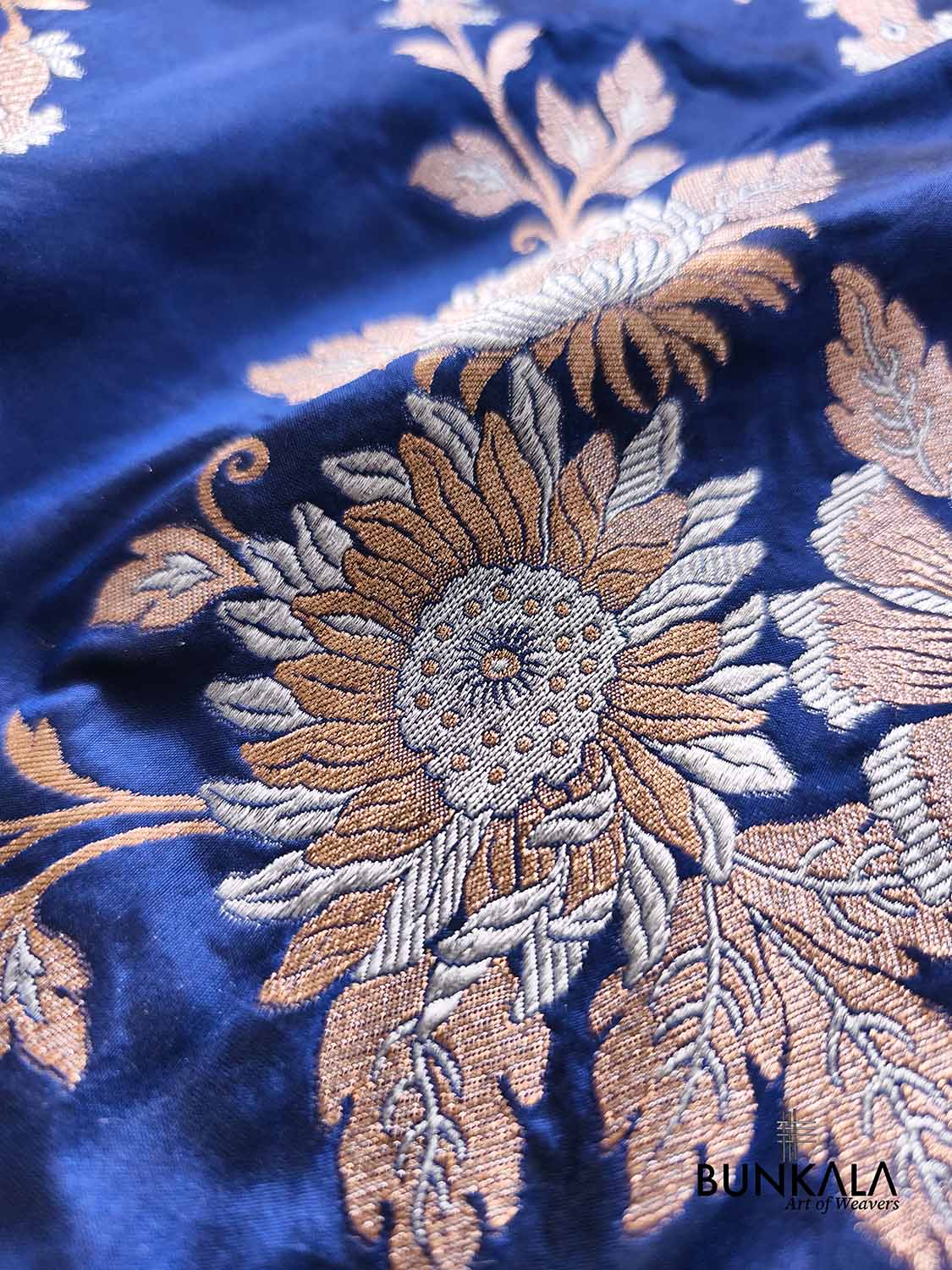 Royal Blue Sona Rupa Big Floral Bunch Motif Jaal Handloom Banarasi Pure Katan Silk Saree