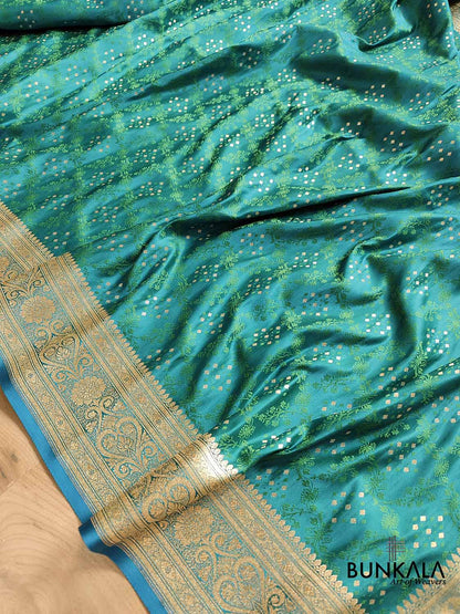 Green Two Tone Peacock Color Mashru Silk Jamewar Weaved Banarasi Saree