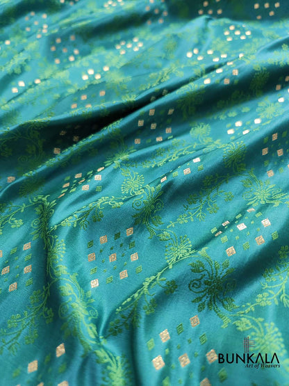Green Two Tone Peacock Color Mashru Silk Jamewar Weaved Banarasi Saree