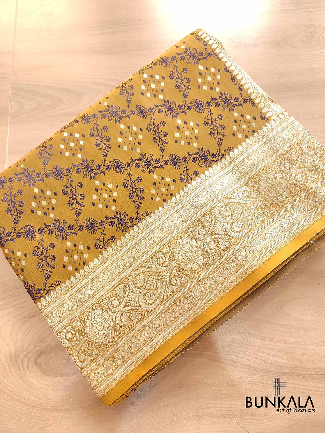 Mustard Yellow Mashru Silk Jamewar Weaved Banarasi Saree