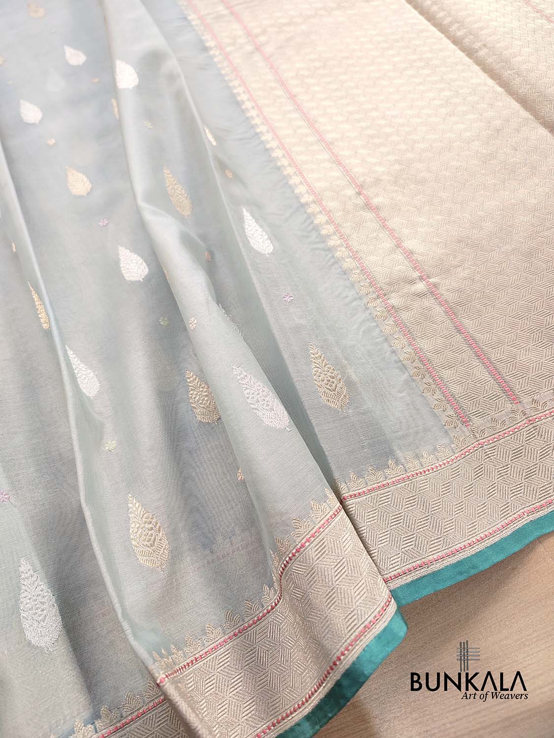 Ice Blue Kadwa Buti Handweaved Banarasi Pure Organza Silk Saree