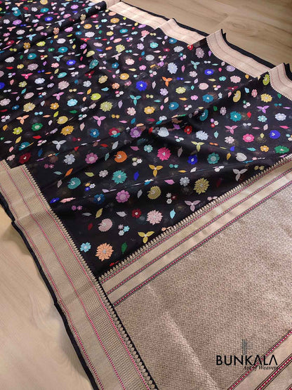 Black Floral Kadwa Handweaved Banarasi Pure Organza Silk Saree