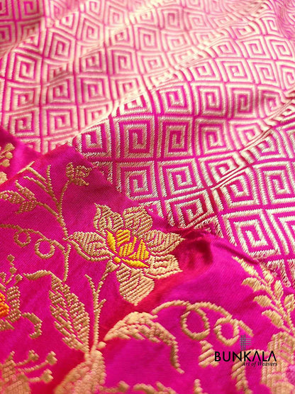 Pink Geometrical Design Tanchui Body Handloom Pure Katan Silk Big Meenakari Skirt Border Banarasi Saree