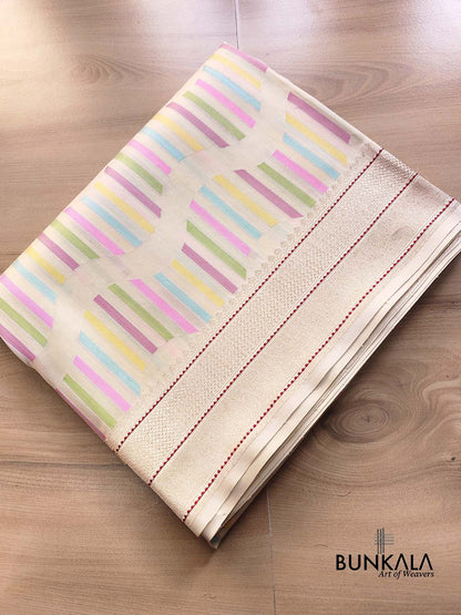 Off White Pastel Geometrical Rangkat Kadwa Handweaved Banarasi Pure Katan Silk Saree