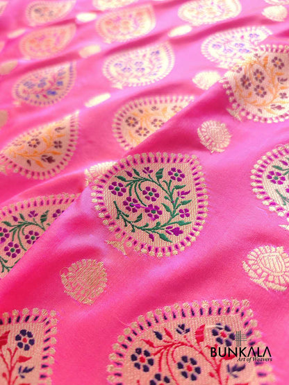 Pink Multi Meenakari Buta Floral Border Kadwa Handweaved Banarasi Pure Katan Silk Saree