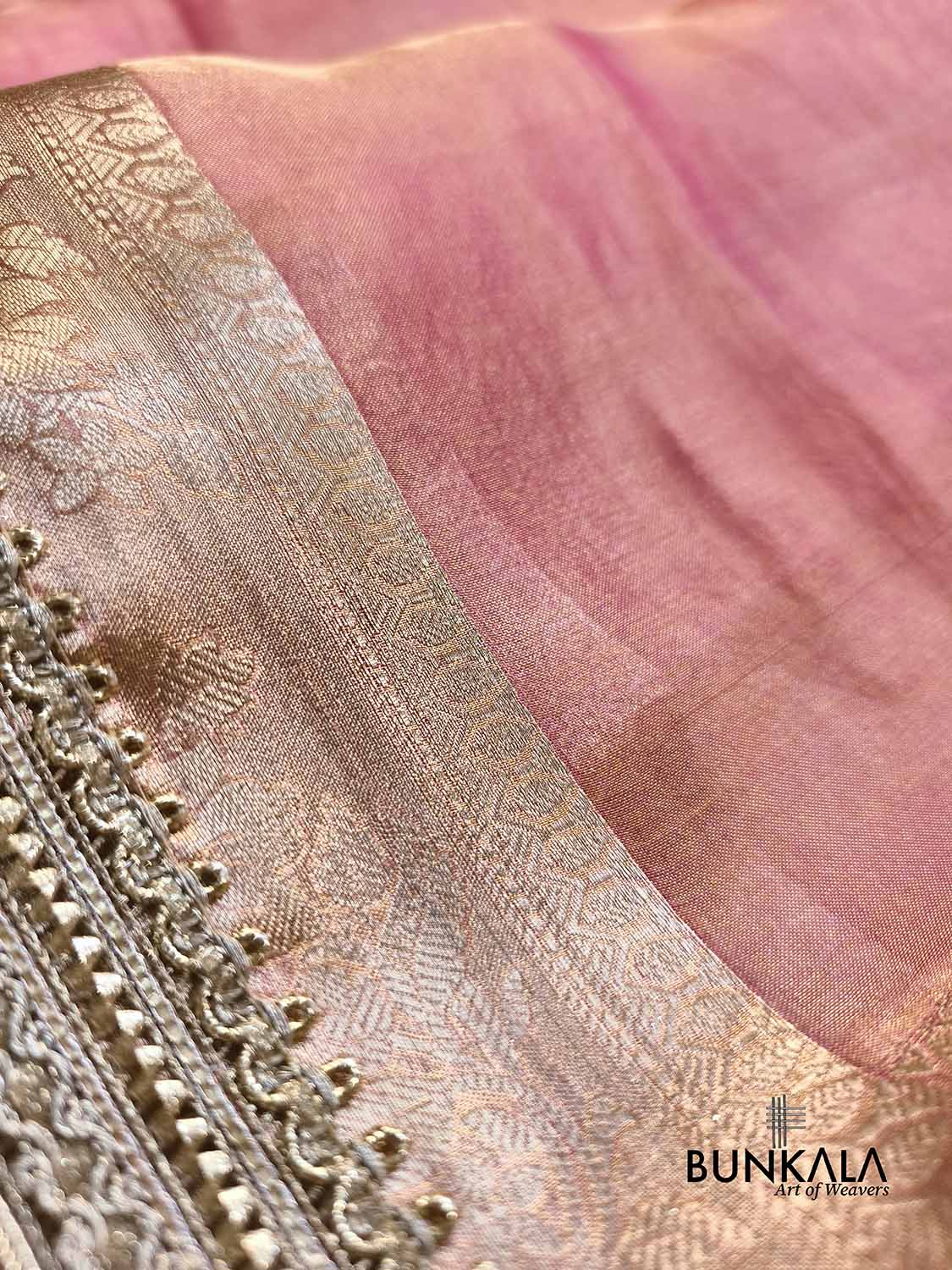 Pink Double Shaded Embroidered Stylish Lace Work Zari Border Banarasi Plain Pure Tissue Silk Saree