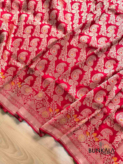 Bright Red Heritage Paisley Design Meenakari Handloom Banarasi Pure Katan Silk Saree