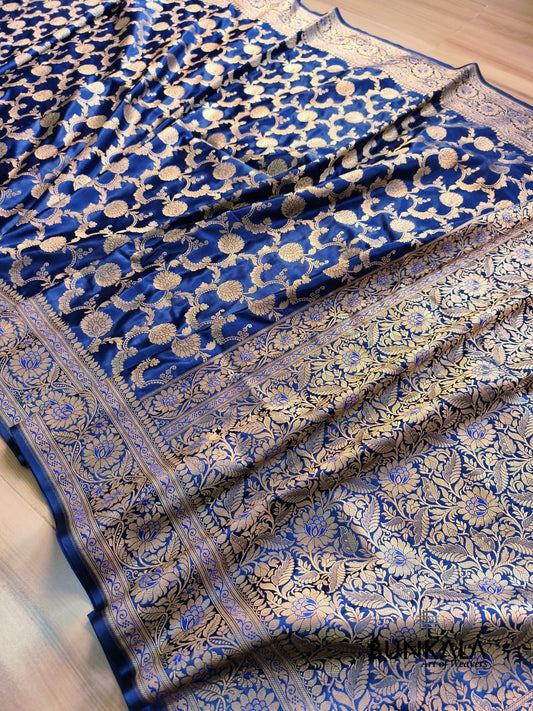 Navy Blue Floral Jaal Banarasi Mashru Silk Saree 