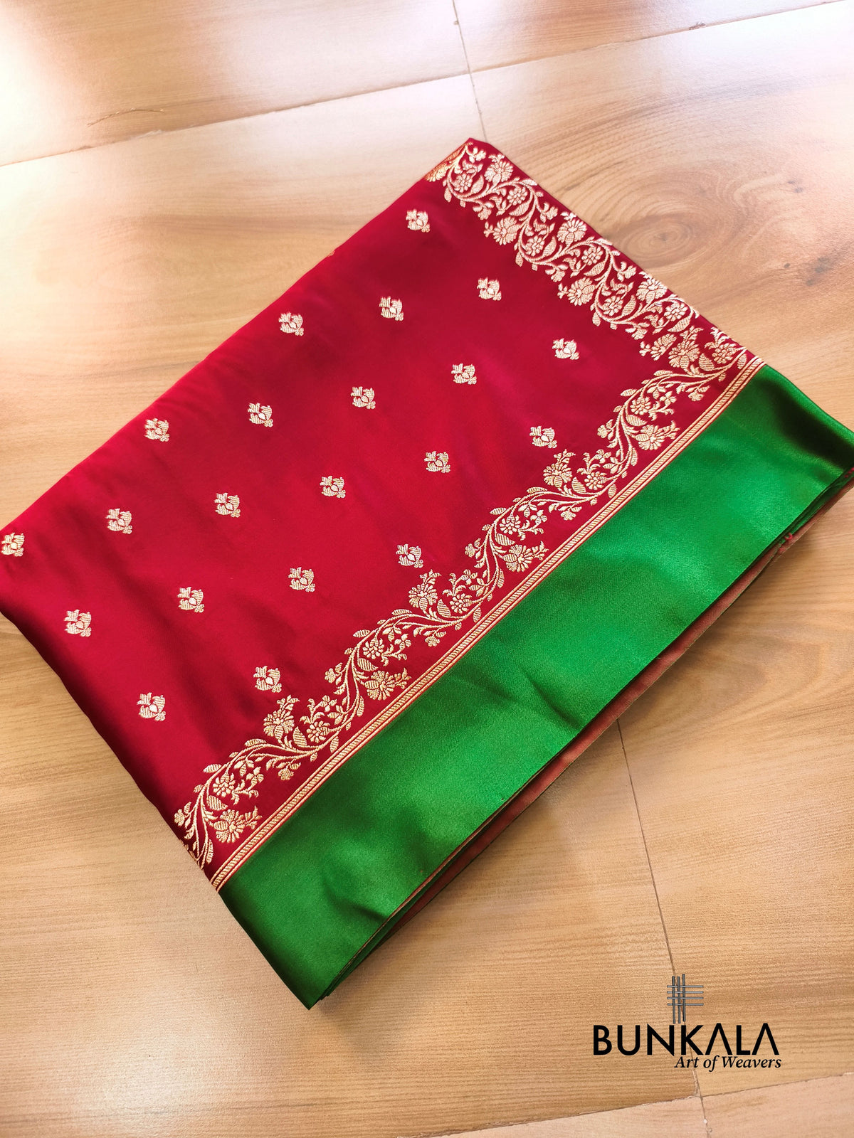 Maroon with Green Contrast Buti Banarasi Mashru Silk Saree 