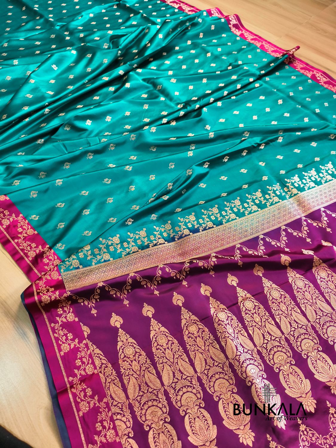 Blue with Pink Contrast Buti Banarasi Mashru Silk Saree 
